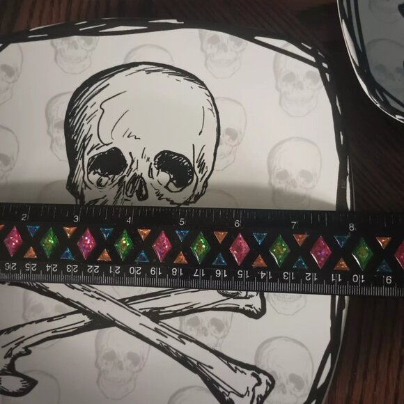 4 Coventry 8" Square Skull Plates Lunch or Snacks Skull & Crossbones Porcelain - Picture 4 of 7